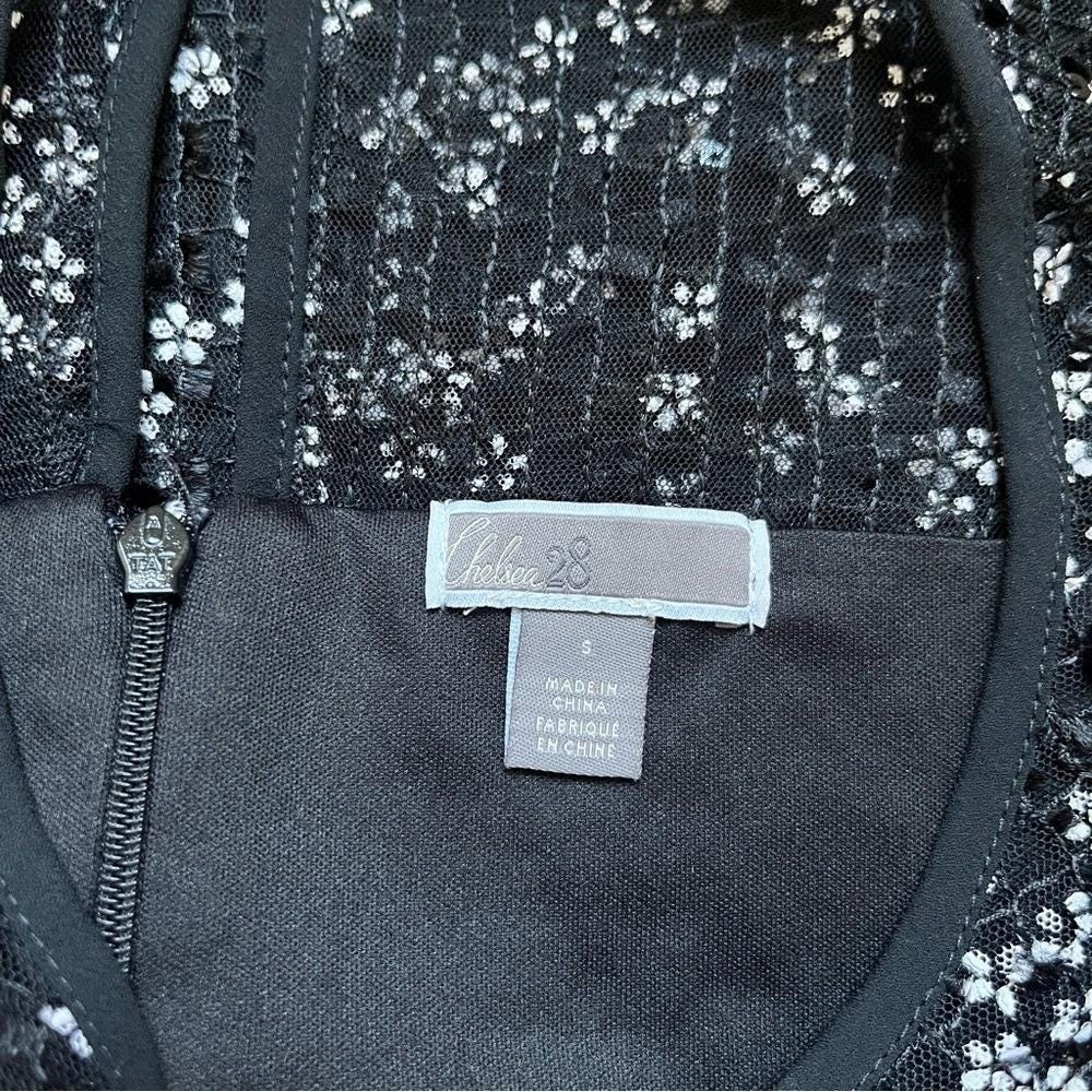Vintage Dress Women's Small Black‎ White Daisies Retro Mod Mesh Feminine Cottage - Picture 3 of 12